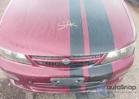 1995 Nissan Maxima Gle/Gxe/Se z USA, uszkodzony, nr VIN JN1CA21D4ST022577